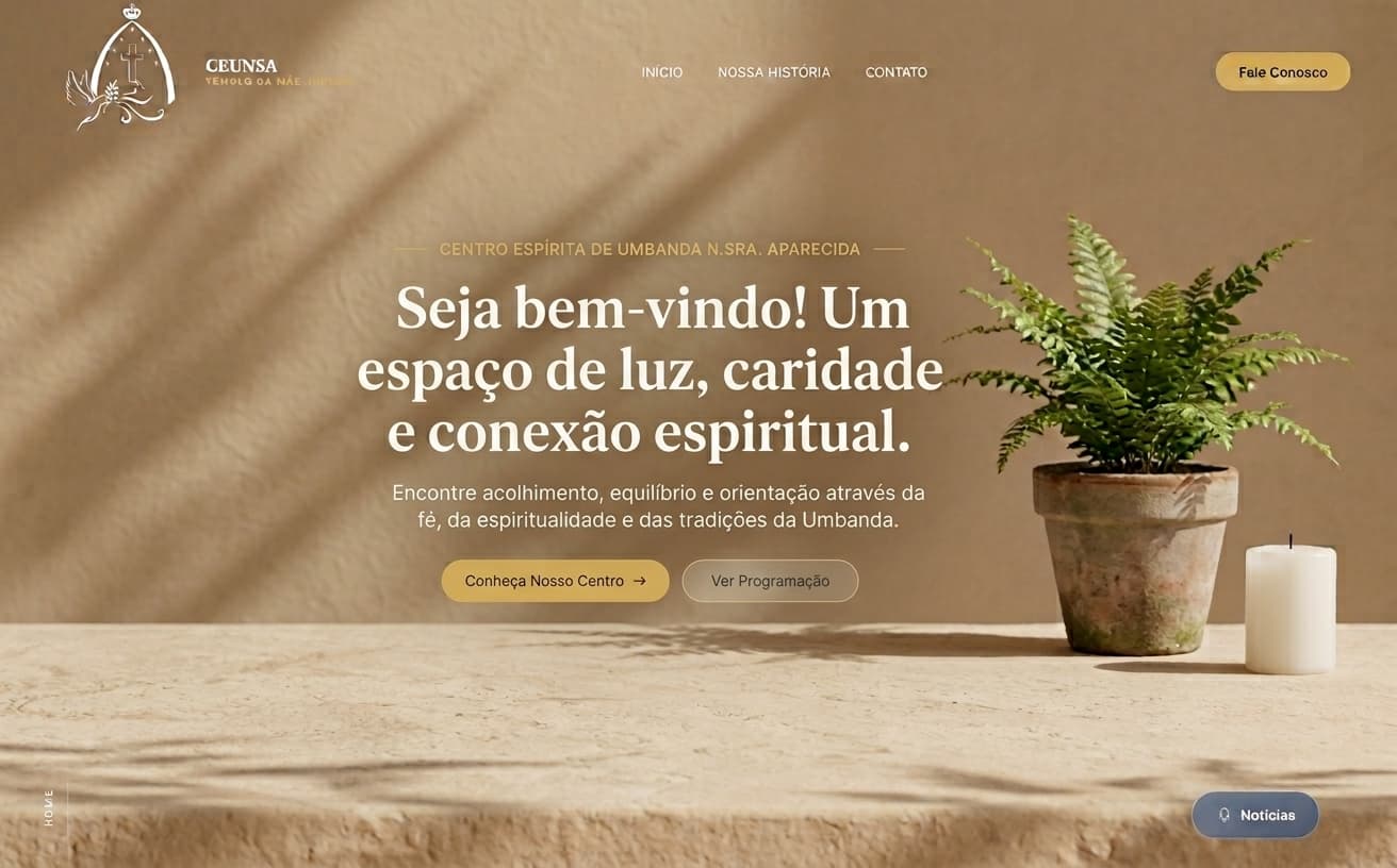 Arara com roupas pretas penduradas em cabides